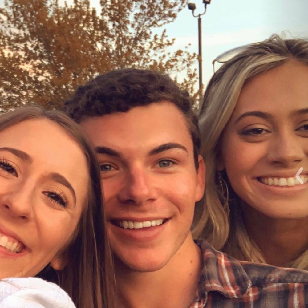 Meet your Posher, Andrew